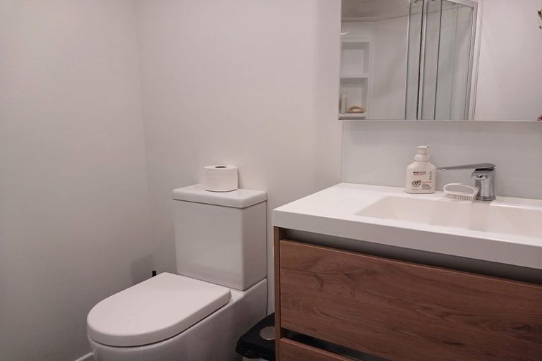 Photo of property in 22 Grass Street, Roseneath, Wellington, 6011