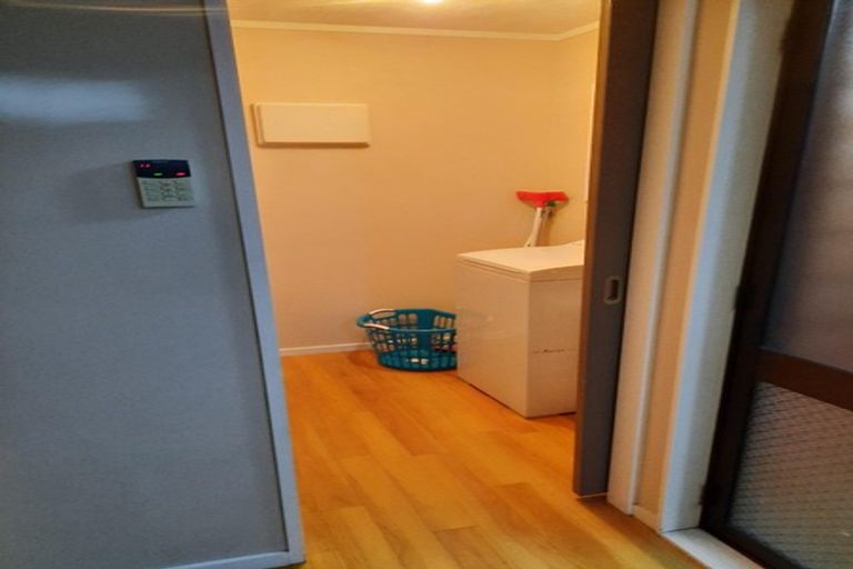 Photo of property in 59 Benmore Avenue, Cloverlea, Palmerston North, 4412