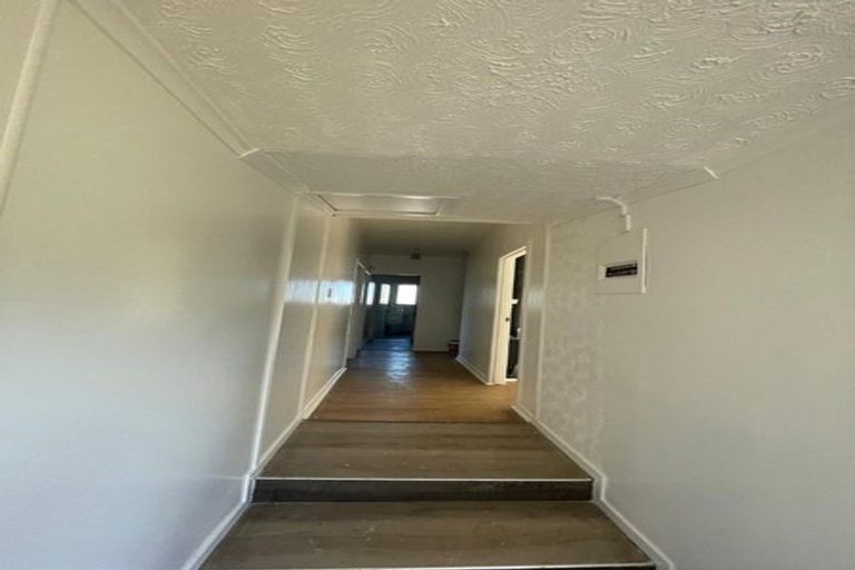 Photo of property in 37 Gloucester Road, Manurewa, Auckland, 2102
