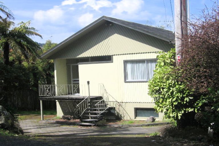 Photo of property in 75 Acacia Road, Lake Okareka, Rotorua, 3076