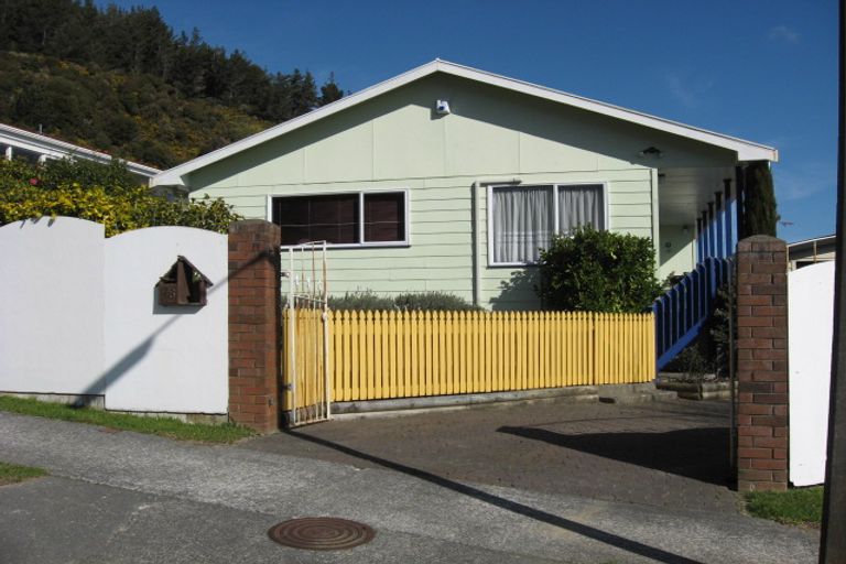 Photo of property in 48 Castlerea Street, Wainuiomata, Lower Hutt, 5014