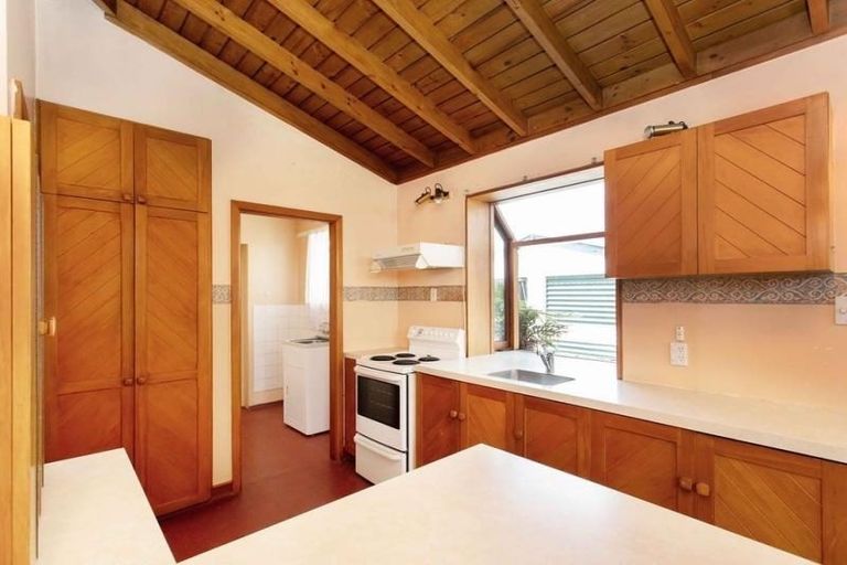 Photo of property in 22 Wingate Street, Redwood, Christchurch, 8051