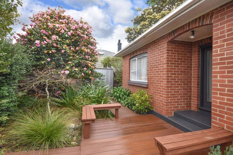 Photo of property in 305 Kenmure Road, Kenmure, Dunedin, 9011