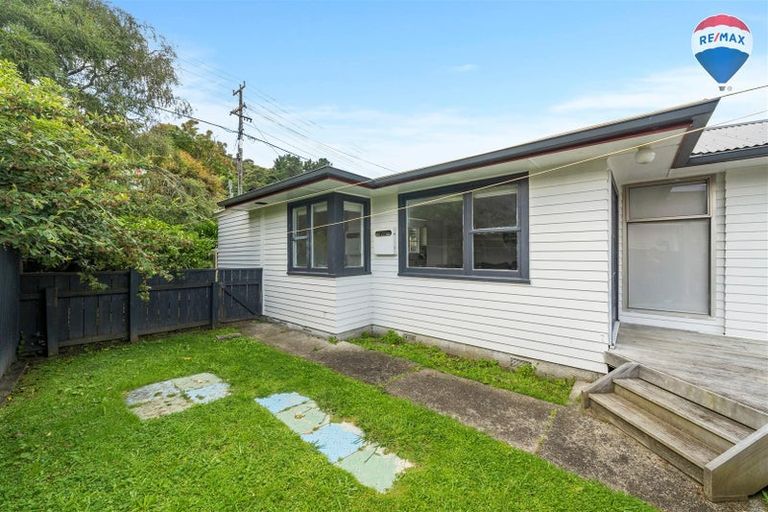 Photo of property in 88 Thomas Street, Stokes Valley, Lower Hutt, 5019
