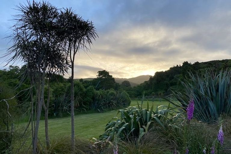 Photo of property in 365 Upper Hook Road, Hunter, Waimate, 7978