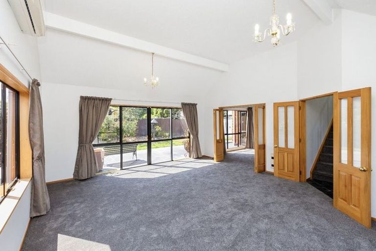 Photo of property in 9 Pasadena Place, Harewood, Christchurch, 8051