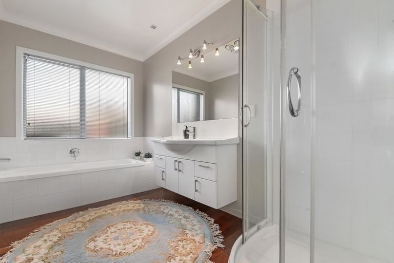 Photo of property in 16 Holden Avenue, Holdens Bay, Rotorua, 3010