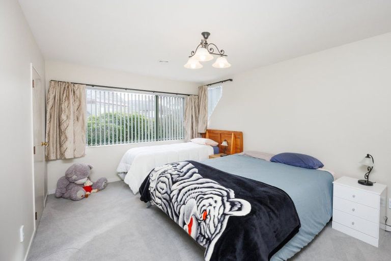 Photo of property in 8 Fraser Court, Roslyn, Palmerston North, 4414
