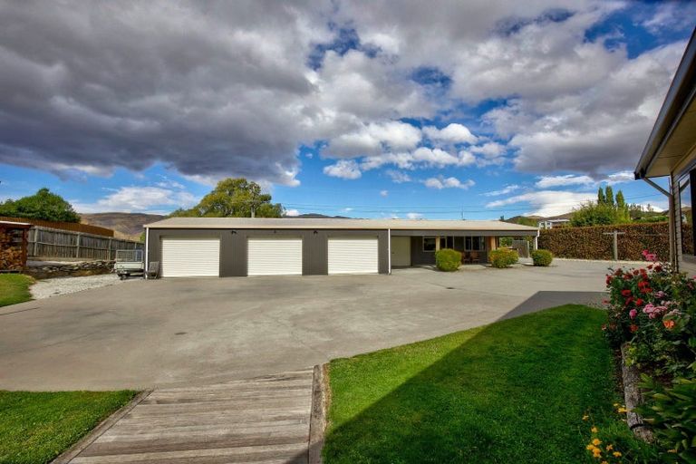 Photo of property in 424 Bannockburn Road, Bannockburn, Cromwell, 9384