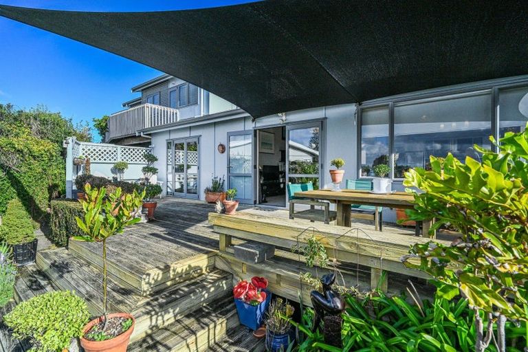 Photo of property in 96 Harper Road, Waimarama, Havelock North, 4294