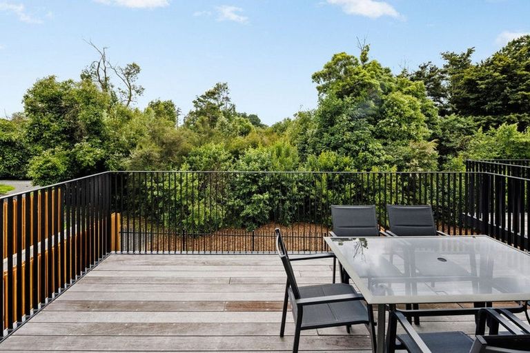 Photo of property in 11 Lakewood Lane, Cambridge, 3434