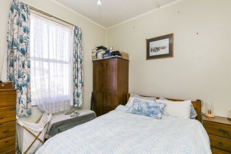 Photo of property in 10 Burnell Avenue, Thorndon, Wellington, 6011