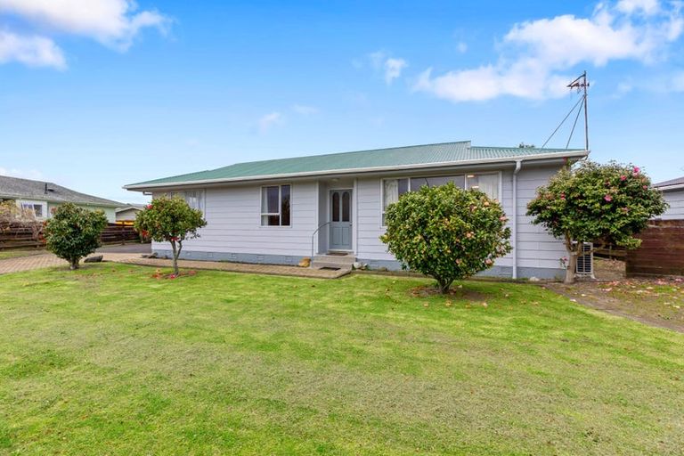 Photo of property in 60 Eversham Road, Mount Maunganui, 3116