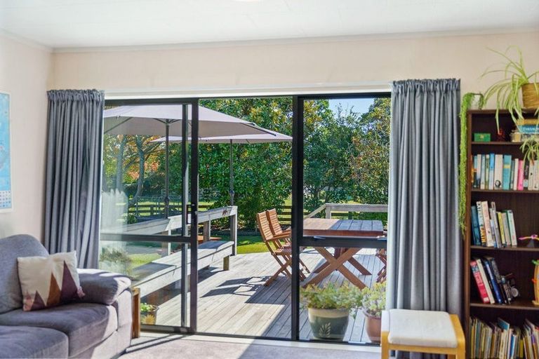 Photo of property in 111 Greenwood Boulevard, Otaki, 5512