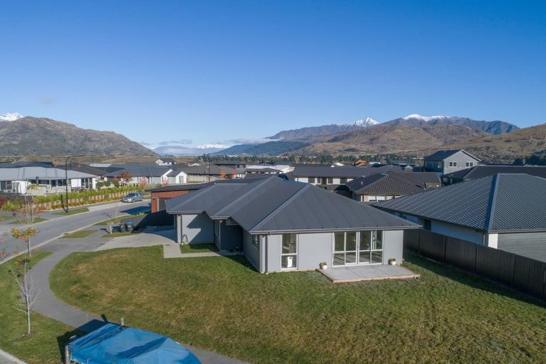 Photo of property in 41 Risinghurst Terrace, Lower Shotover, Queenstown, 9304