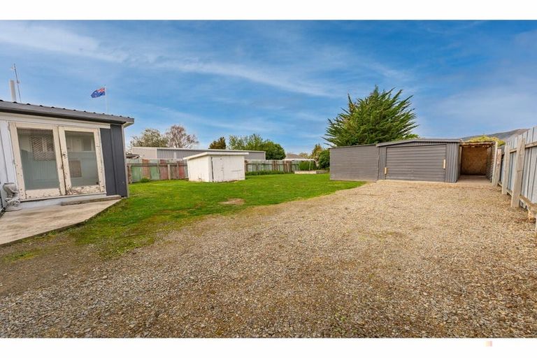 Photo of property in 25 Coronation Street, Waimate, 7924