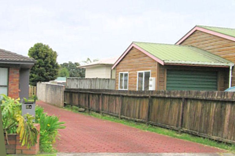 Photo of property in 3 Palm Court Drive, Glen Eden, Auckland, 0602