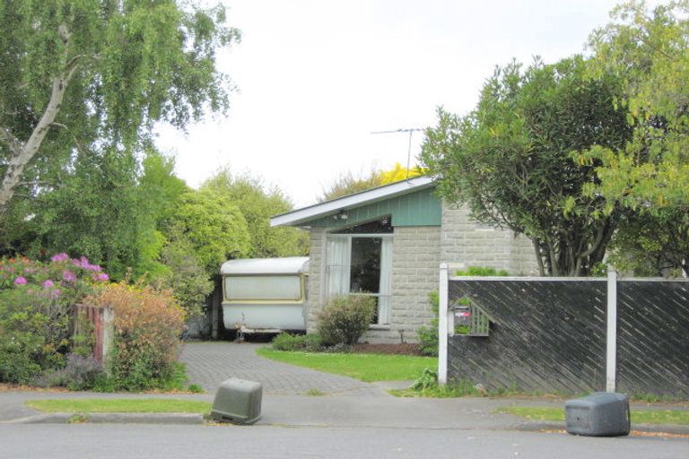 Photo of property in 13 Wallace Place, Rangiora, 7400