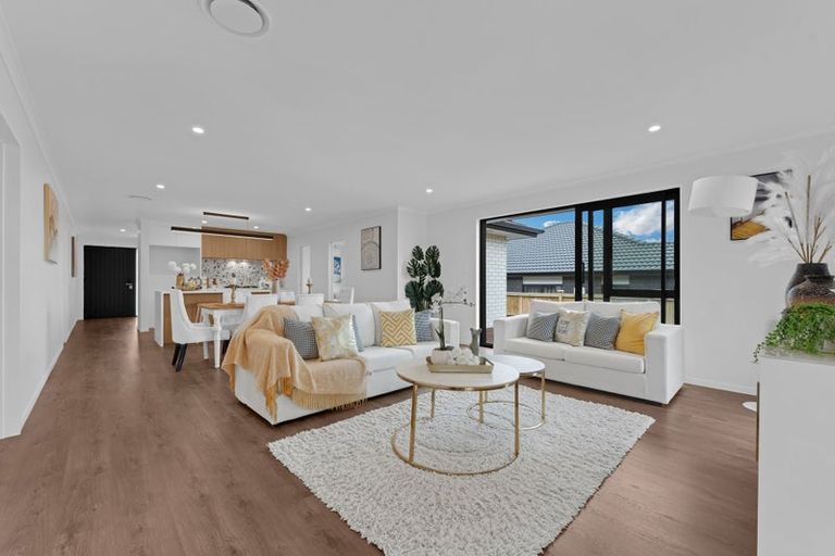 Photo of property in 6 Piedmonte Avenue, Pokeno, 2402