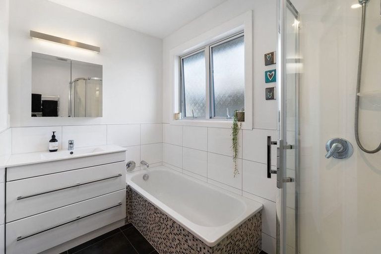 Photo of property in 32 Wyn Street, Hoon Hay, Christchurch, 8025