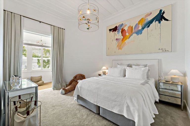 Photo of property in 65 Marine Parade, Herne Bay, Auckland, 1011