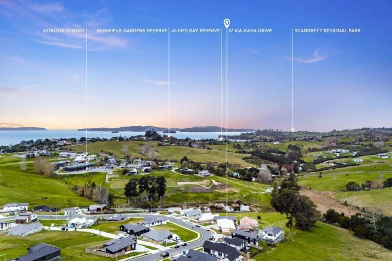 Photo of property in 37 Kia Kaha Drive, Snells Beach, 0920