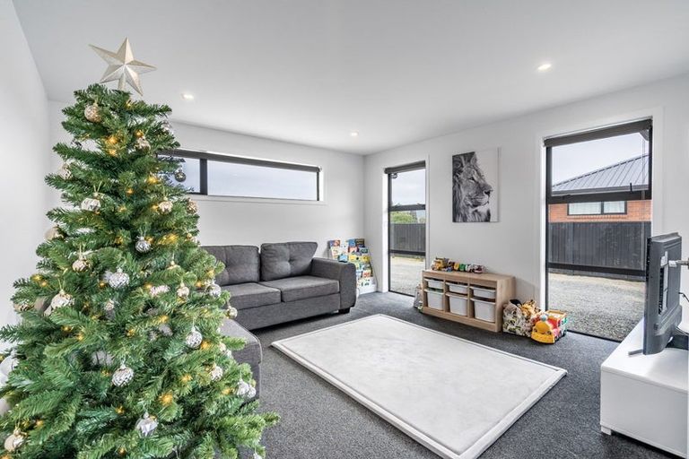 Photo of property in 14 Ralph Moir Drive, Te Anau, 9679