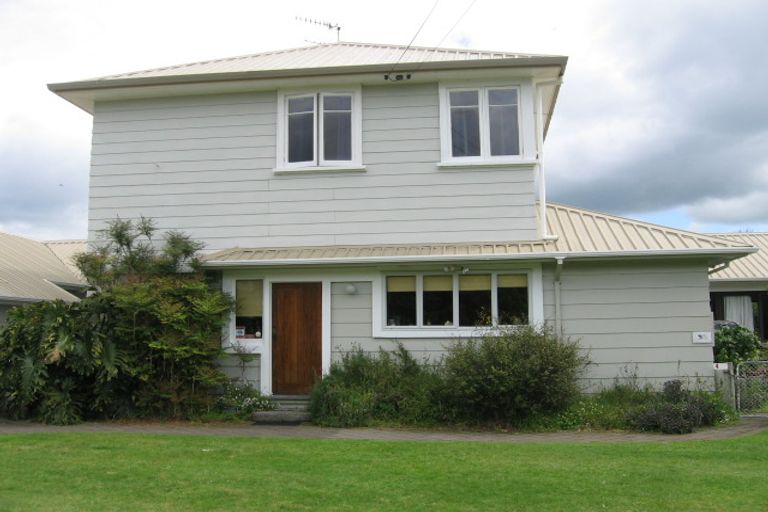 Photo of property in 4 Waana Street, Mourea, Rotorua, 3074