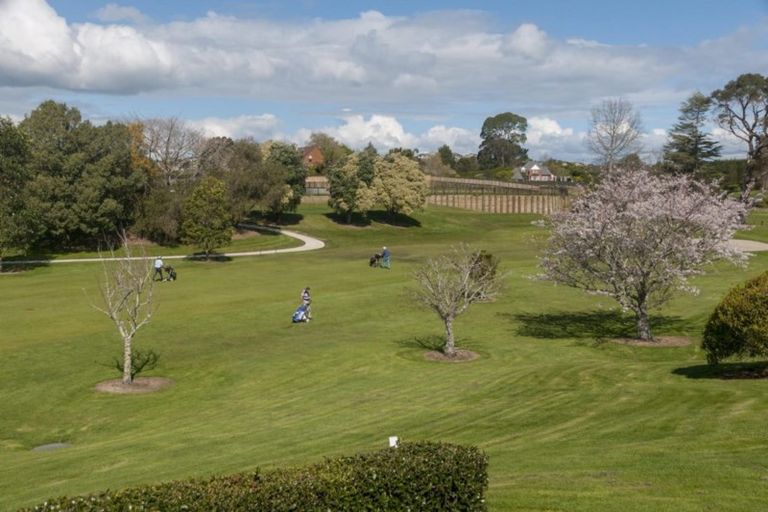 Photo of property in 54 Links View Drive, Omokoroa, 3114