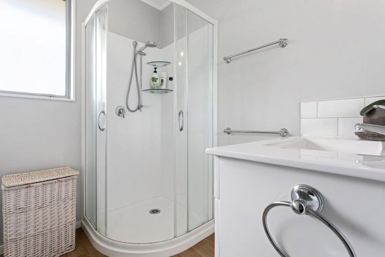 Photo of property in 9 Farnworth Crescent, Whakatane, 3120