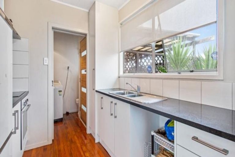 Photo of property in 41 Mcdivitt Street, Manurewa, Auckland, 2102