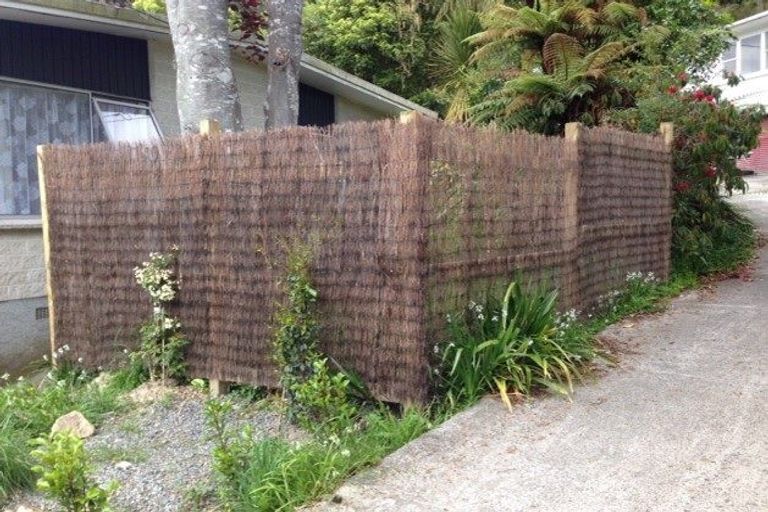 Photo of property in 2/66 Hine Road, Wainuiomata, Lower Hutt, 5014