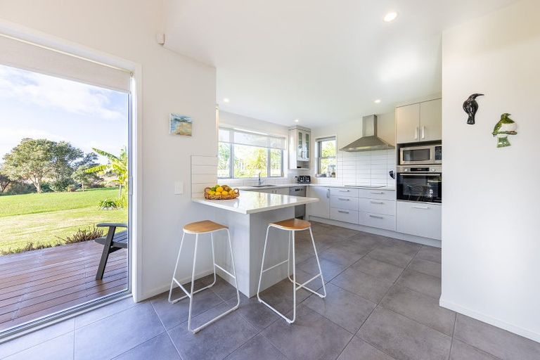 Photo of property in 27 Tairua Palms Place, Tairua, 3508