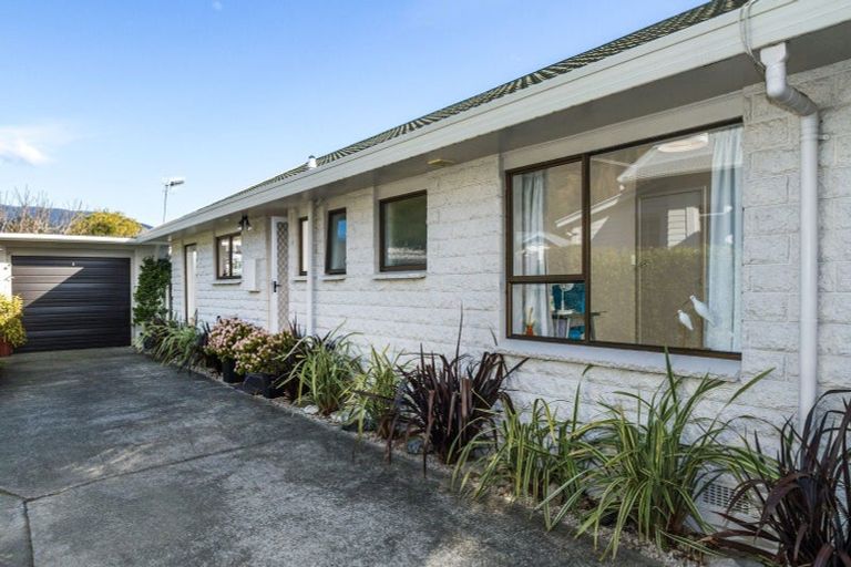 Photo of property in 2/74 Cambria Street, The Wood, Nelson, 7010