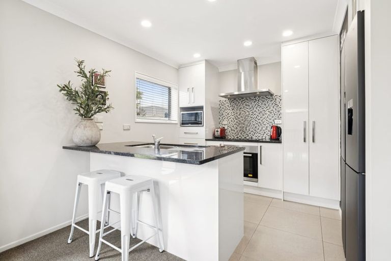 Photo of property in 73 Wellington Street, Pukekohe, 2120