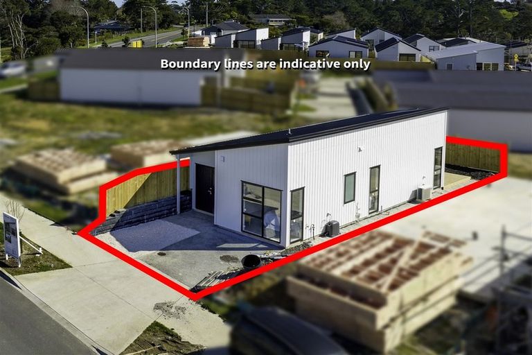 Photo of property in 6 Puhikawa Street, Massey, Auckland, 0614