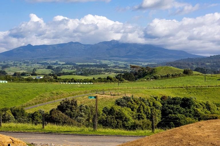 Photo of property in 29 Washer Road, Omata, New Plymouth, 4374