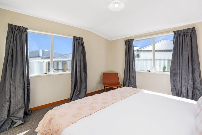 Photo of property in 172 Mcmurdo Street, Tinwald, Ashburton, 7700