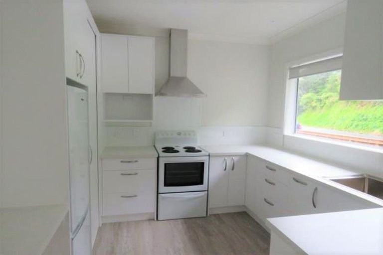 Photo of property in 46 Carrington Street, Lower Vogeltown, New Plymouth, 4310