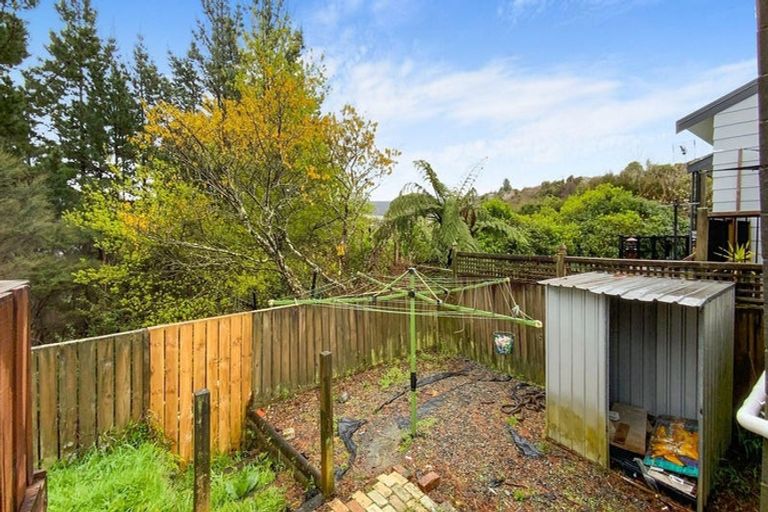 Photo of property in 77 Lord Street, Stokes Valley, Lower Hutt, 5019