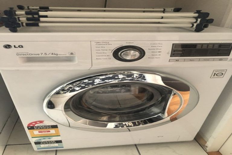 Photo of property in 61 Mortimer Terrace, Brooklyn, Wellington, 6021