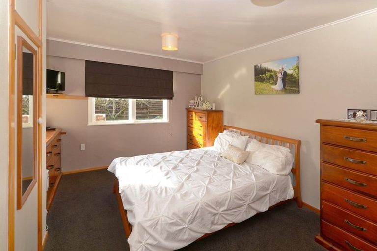 Photo of property in 10 Hampton Place, St Andrews, Hamilton, 3200