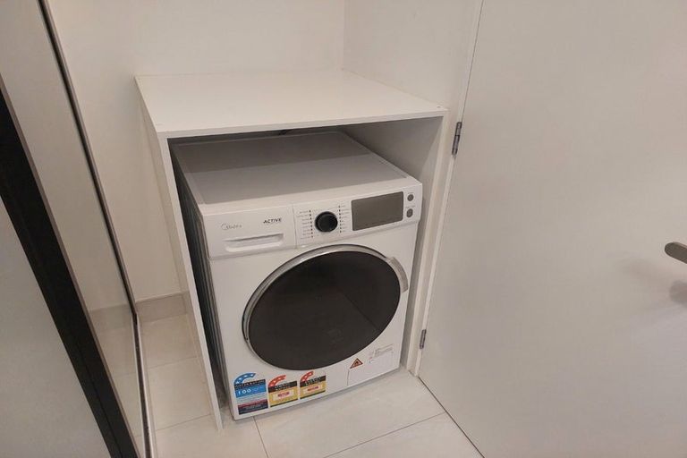 Photo of property in 26 Kotuitui Street, Manukau, Auckland, 2104