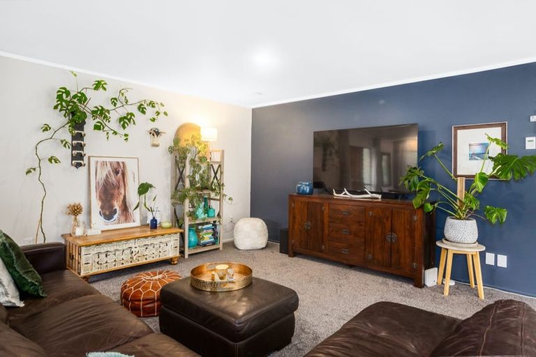 Photo of property in 1153 Paekakariki Hill Road, Paekakariki Hill, Porirua, 5381