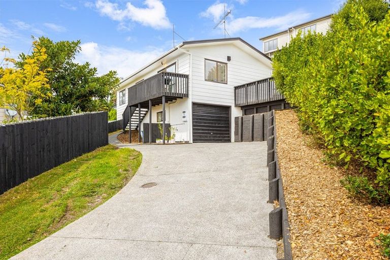 Photo of property in 6a Garton Drive, Massey, Auckland, 0614