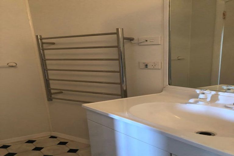 Photo of property in 177 Pembroke Road, Wilton, Wellington, 6012