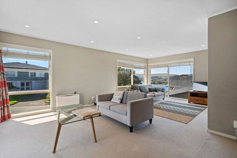 Photo of property in 28 Truro Road, Camborne, Porirua, 5026