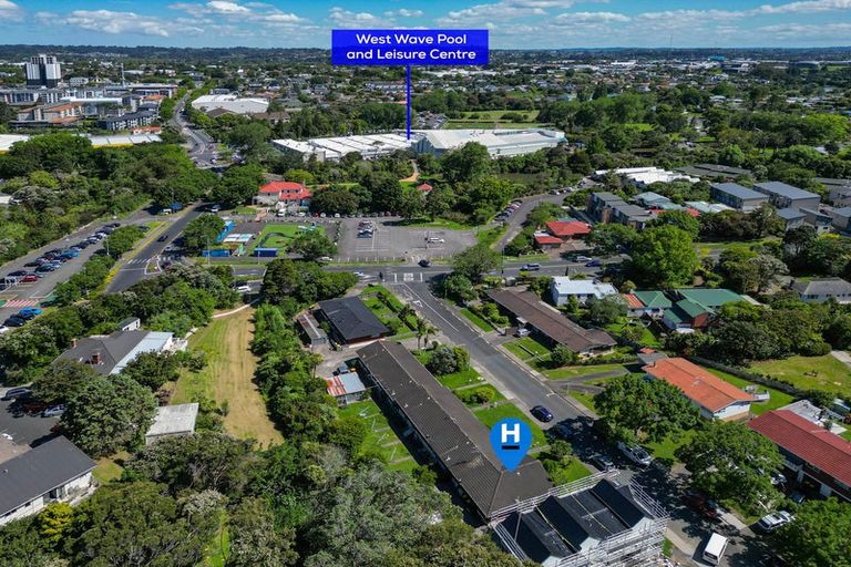 Photo of property in 5/1 Takapu Street, Henderson, Auckland, 0612