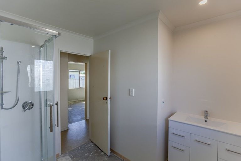 Photo of property in 19 Porritt Place, Waipukurau, 4200