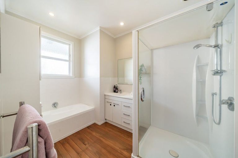 Photo of property in 5 Arnot Avenue, Clouston Park, Upper Hutt, 5018